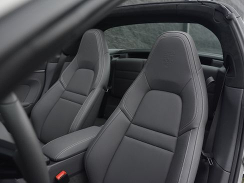 Certified 2024 Porsche 911 Targa 4S image 5