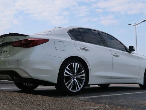 Used 2024 INFINITI Q50 Sensory image 12