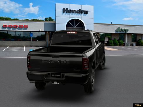 New 2026 RAM 2500 Big Horn AWD/4WD image 13
