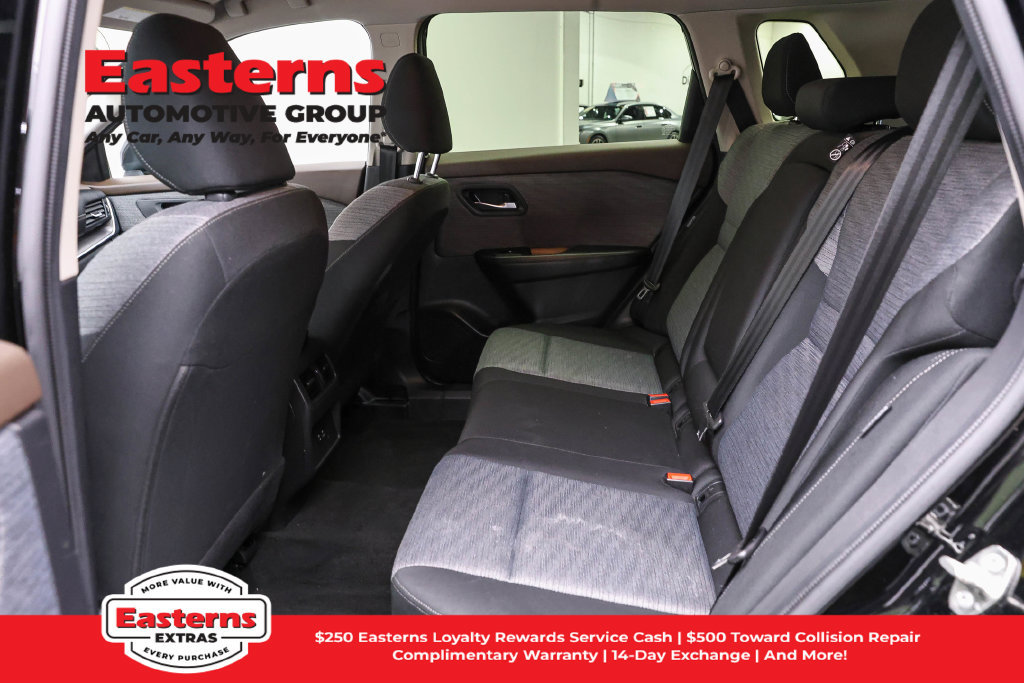 Used 2023 Nissan Rogue SV AWD/4WD image 23