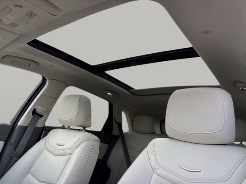 Used 2024 Cadillac XT5 Premium Luxury w/ Technology Package image 21