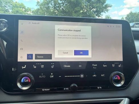 Used 2023 Lexus RX 350 Premium w/ Cold Area Package AWD/4WD image 16