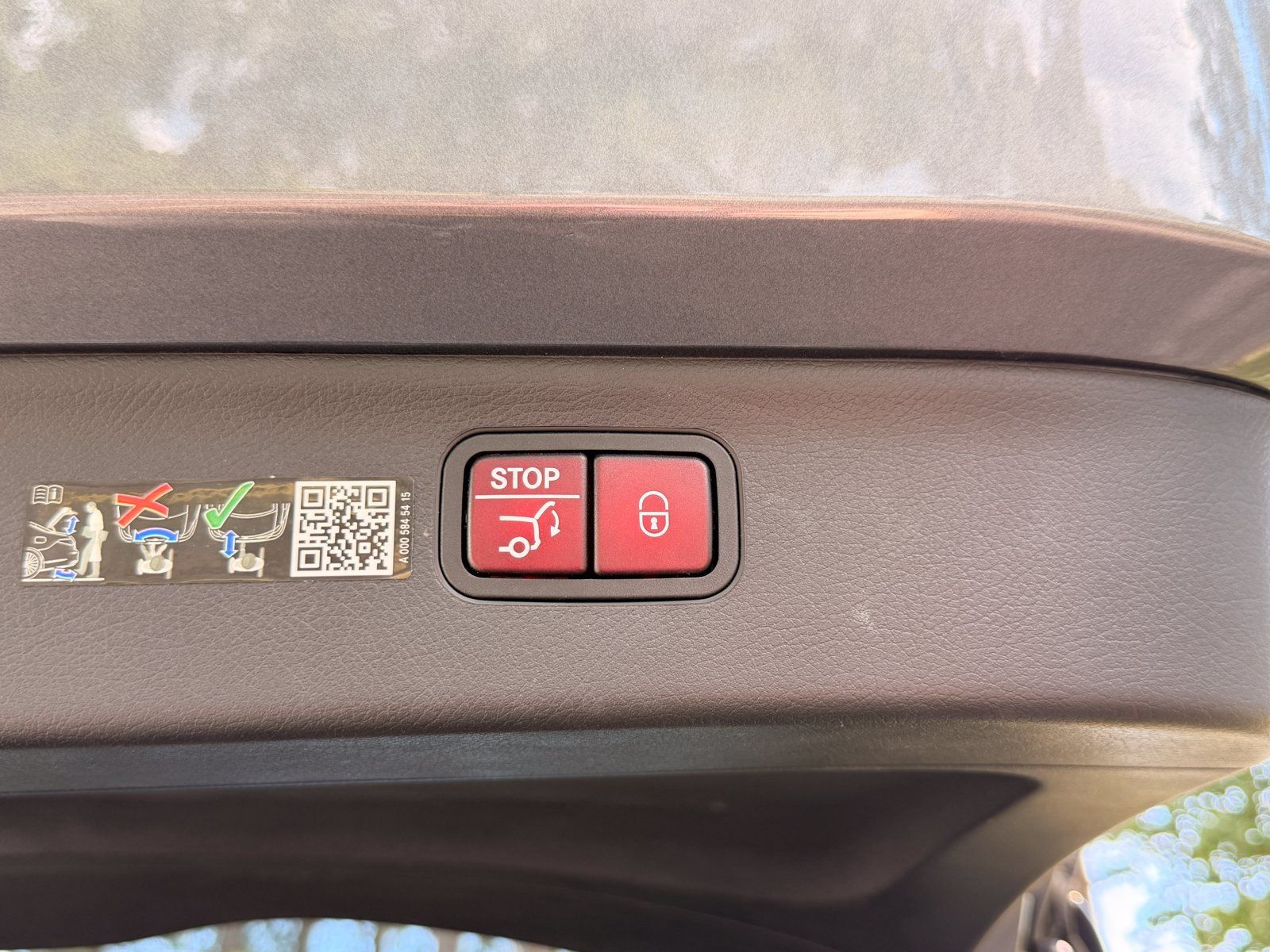 Certified 2023 Mercedes-Benz EQS 580 4MATIC SUV image 18