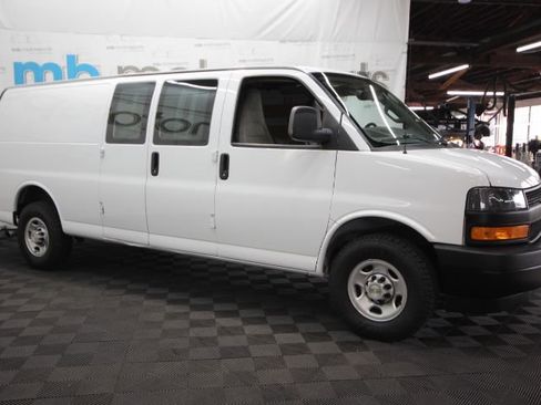 Used 2022 Chevrolet Express 2500 Extended w/ Driver Convenience Package RWD image 9