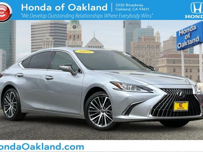 Used 2025 Lexus ES 350 w/ Premium Package