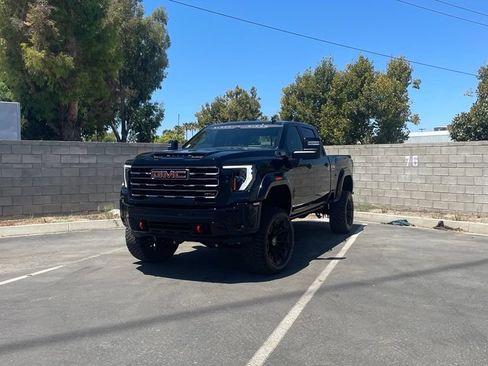New 2026 GMC Sierra 2500 AT4 w/ AT4 Premium Plus Package AWD/4WD image 2