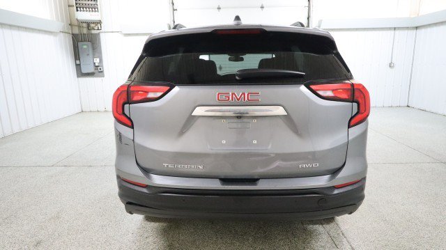 Used 2018 GMC Terrain SLE w/ Driver Convenience Package AWD/4WD image 8