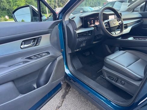 Certified 2025 Nissan Murano SL w/ Cargo Package AWD/4WD image 15