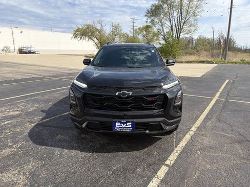 New 2026 Chevrolet Equinox RS w/ Convenience Package III AWD/4WD image 2
