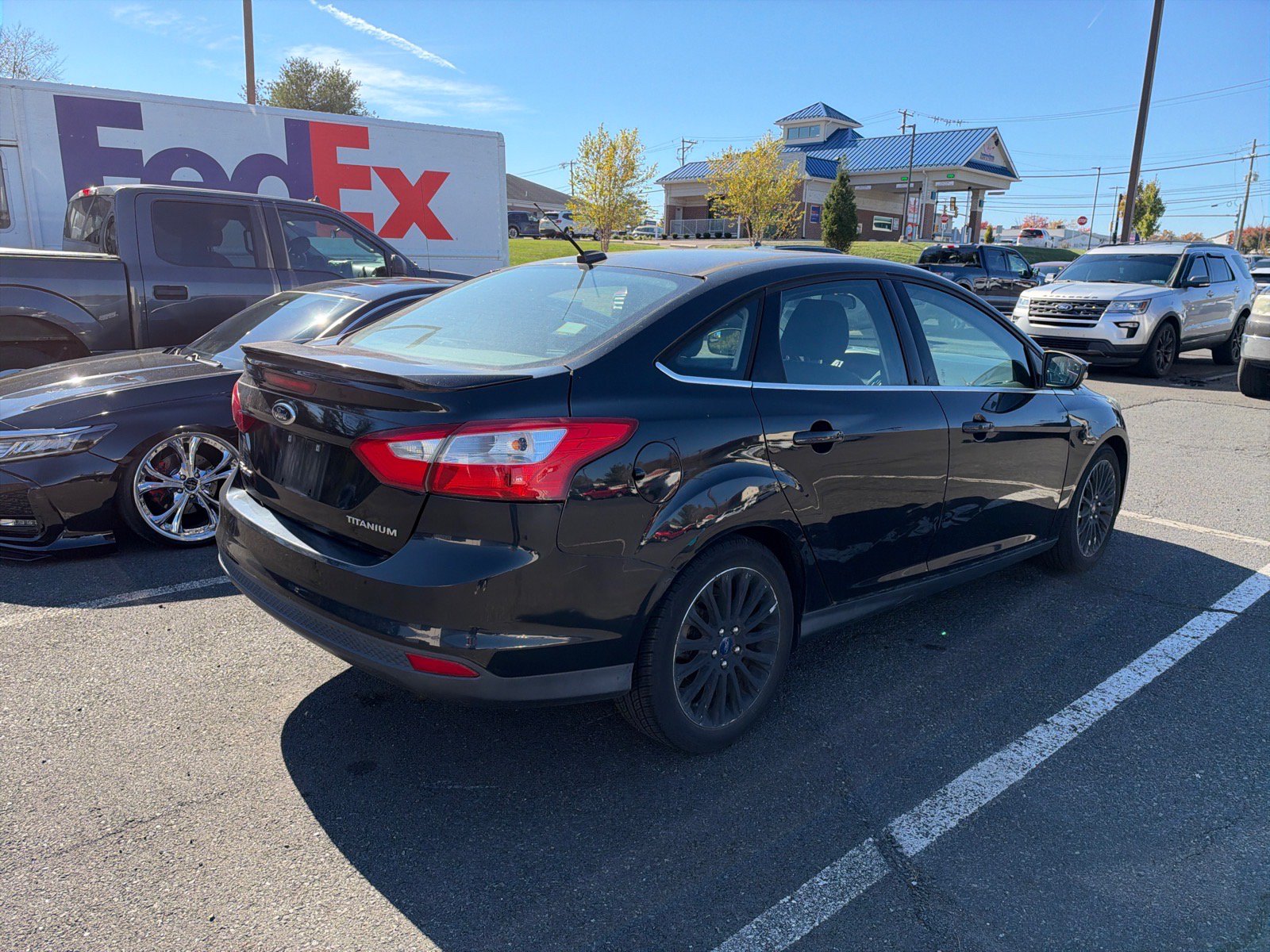Used 2012 Ford Focus Titanium FWD image 5