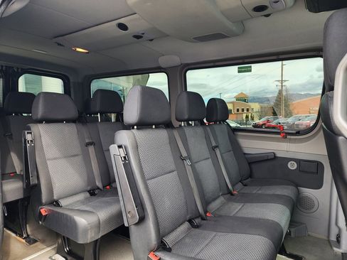Used 2013 Mercedes-Benz Sprinter 2500 image 12