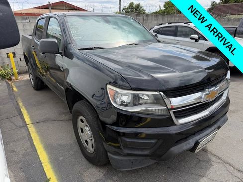 Used 2020 Chevrolet Colorado W/T w/ WT Convenience Package RWD image 2