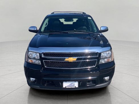 Used 2014 Chevrolet Tahoe LT w/ Luxury Package AWD/4WD image 3