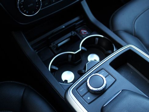 Used 2015 Mercedes-Benz ML 350 ML 350 Sport Utility 4D image 16