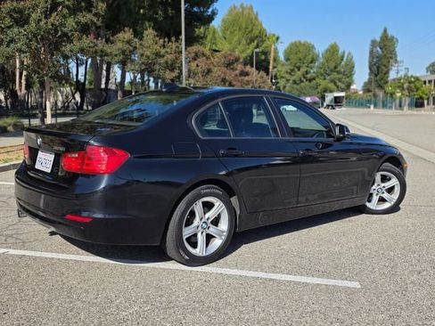 Used 2015 BMW 328i xDrive Sedan AWD/4WD image 9