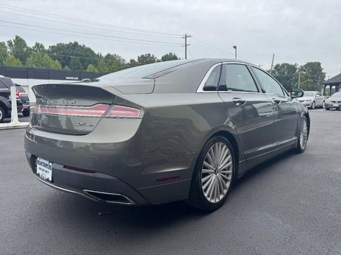 Used 2017 Lincoln MKZ Reserve image 18