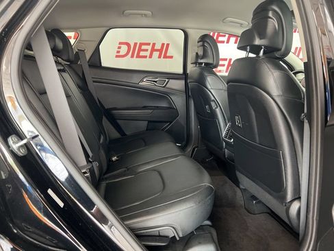 Certified 2023 Kia Sportage EX AWD/4WD image 10