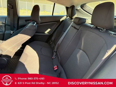Used 2019 Toyota Prius LE FWD image 28