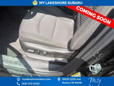 Used 2021 GMC Terrain SLE w/ Driver Convenience Package AWD/4WD image 15