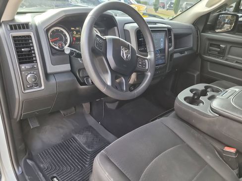 Certified 2019 RAM 1500 Express w/ Express Value Package image 14