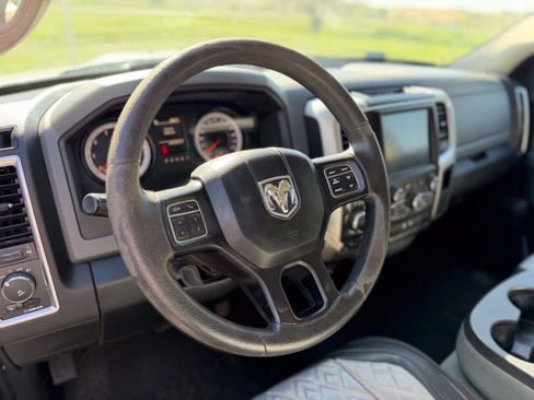 Used 2016 RAM 1500 Classic SLT AWD/4WD image 21