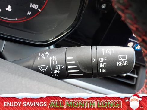 Used 2024 Chevrolet Trax RS image 30