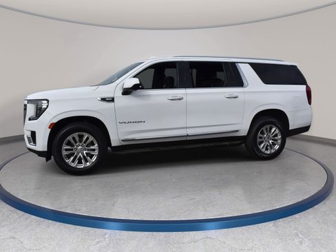 Used 2021 GMC Yukon XL SLT AWD/4WD image 10
