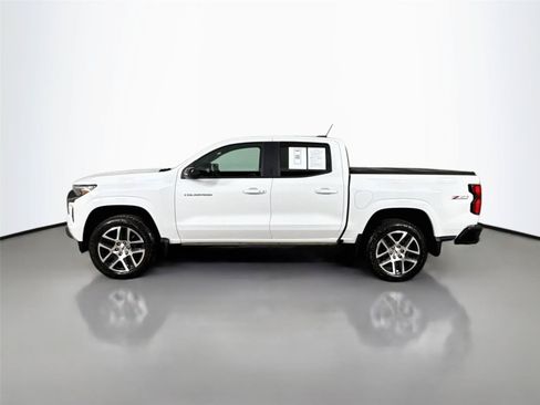 Used 2023 Chevrolet Colorado Z71 w/ Z71 Convenience Package 2 AWD/4WD image 6