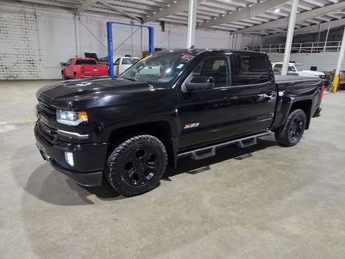 Used 2018 Chevrolet Silverado 1500 LTZ Z71 w/ LTZ Plus Package AWD/4WD image 1