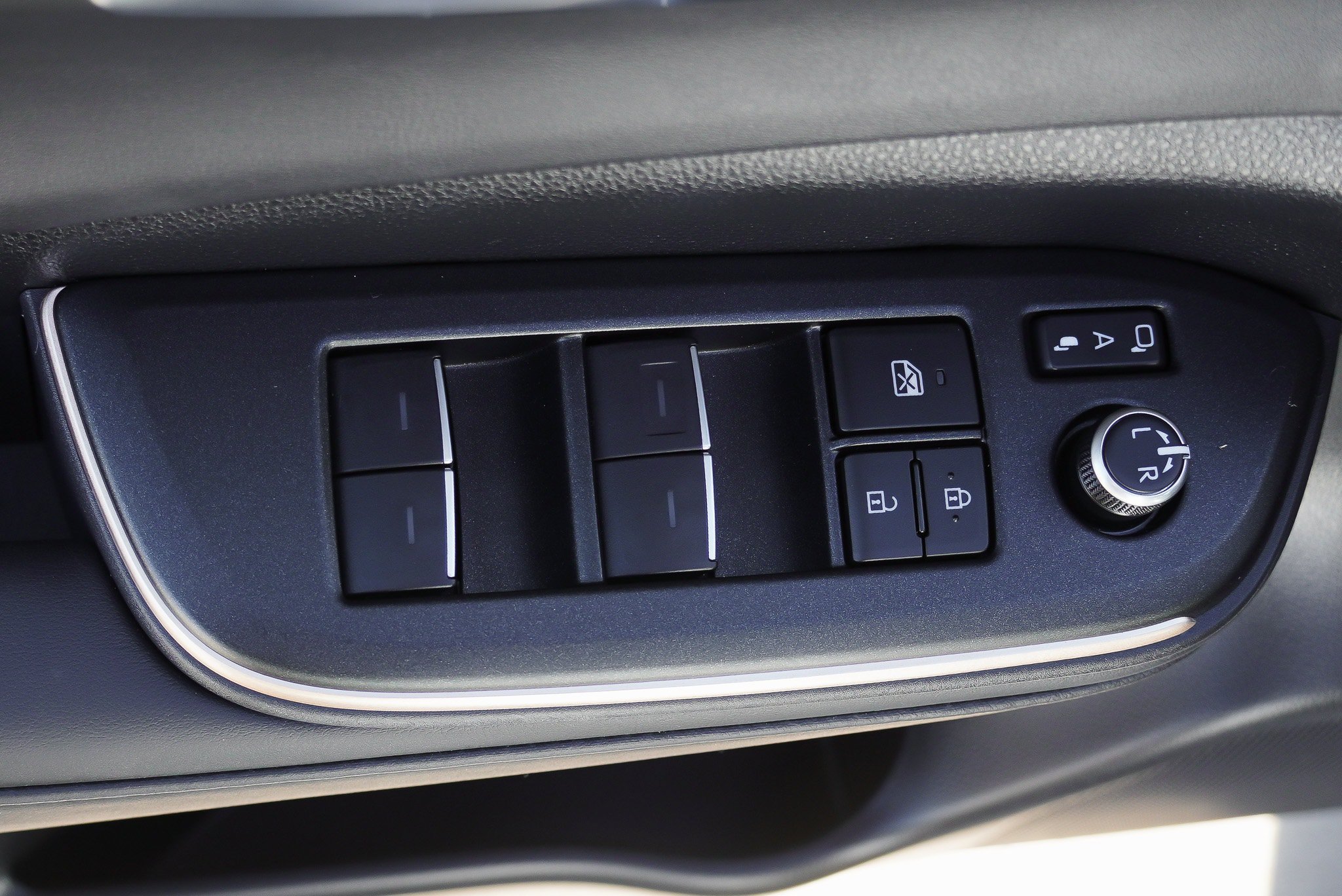 Certified 2023 Toyota Crown AWD/4WD image 20
