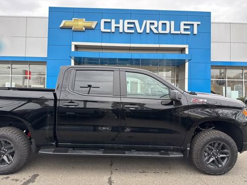 New 2026 Chevrolet Silverado 1500 Custom Trail Boss AWD/4WD image 2