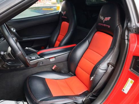 Used 2006 Chevrolet Corvette Coupe w/ Preferred Equipment Group image 15