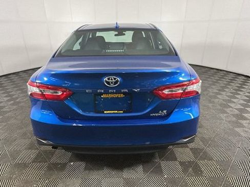 Used 2020 Toyota Camry LE FWD image 3
