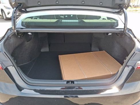 Used 2026 Toyota Camry SE image 31