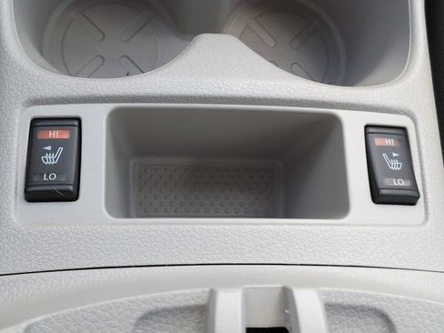 Used 2022 Nissan Rogue Sport SL FWD image 23