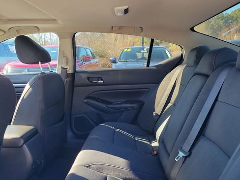 Used 2021 Nissan Altima 2.5 SV w/ SV Premium Package image 26