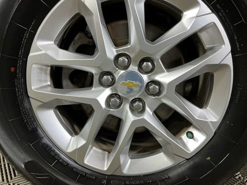 Used 2019 Chevrolet Traverse LT AWD/4WD image 7