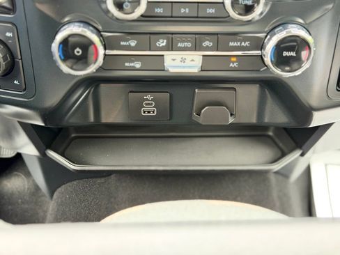 Used 2025 Ford F150 XLT w/ Equipment Group 301A Standard AWD/4WD image 18