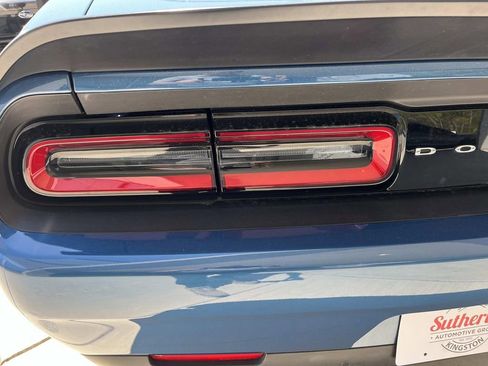 Used 2023 Dodge Challenger SRT Hellcat w/ Harmon/Kardon Sound Group RWD image 10