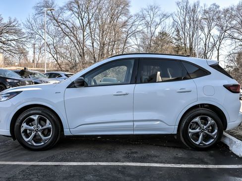 Used 2023 Ford Escape ST-Line w/ Tech Pack #1 image 5