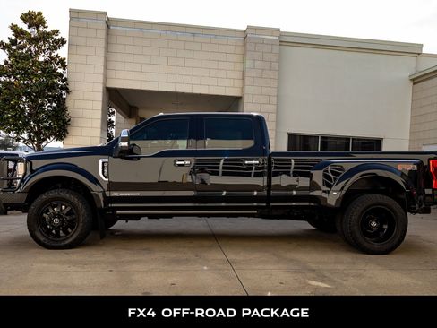 Used 2022 Ford F450 Platinum w/ FX4 Off-Road Package image 5