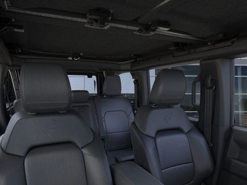 New 2025 Ford Bronco Badlands image 36