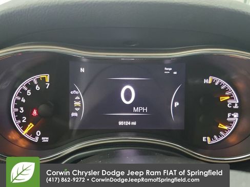 Used 2017 Jeep Grand Cherokee Limited AWD/4WD image 22