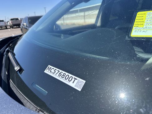 Used 2021 Volkswagen Atlas SE w/ Panoramic Sunroof Package image 17