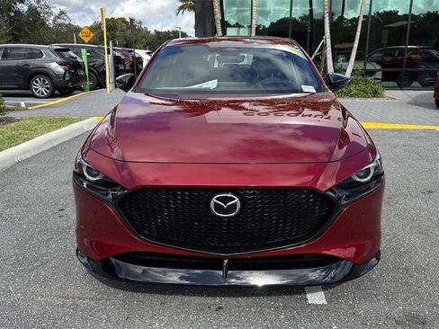 New 2026 MAZDA MAZDA3 Hatchback w/Premium Plus Pkg image 9