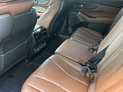 Used 2022 Acura MDX w/ Advance Package AWD/4WD image 12