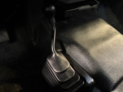 Used 2016 Ford F250 XL w/ Power Equipment Group AWD/4WD image 14