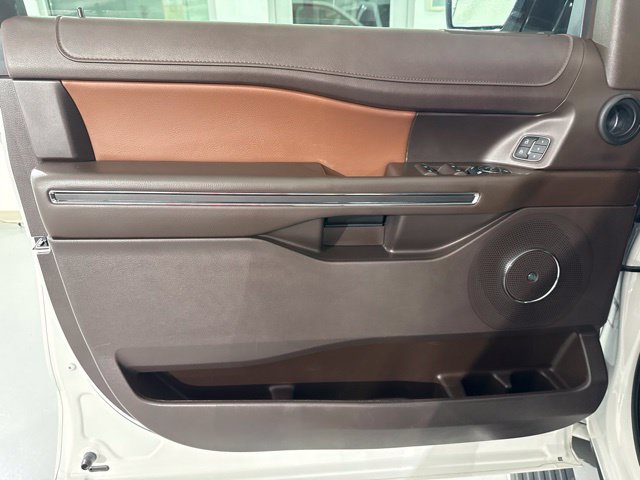 Used 2024 Ford Expedition King Ranch AWD/4WD image 17