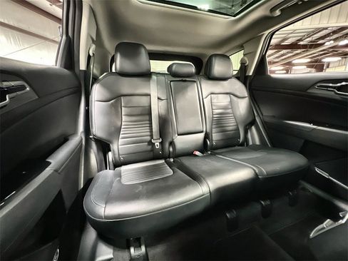 Used 2023 Kia Sportage SX image 25