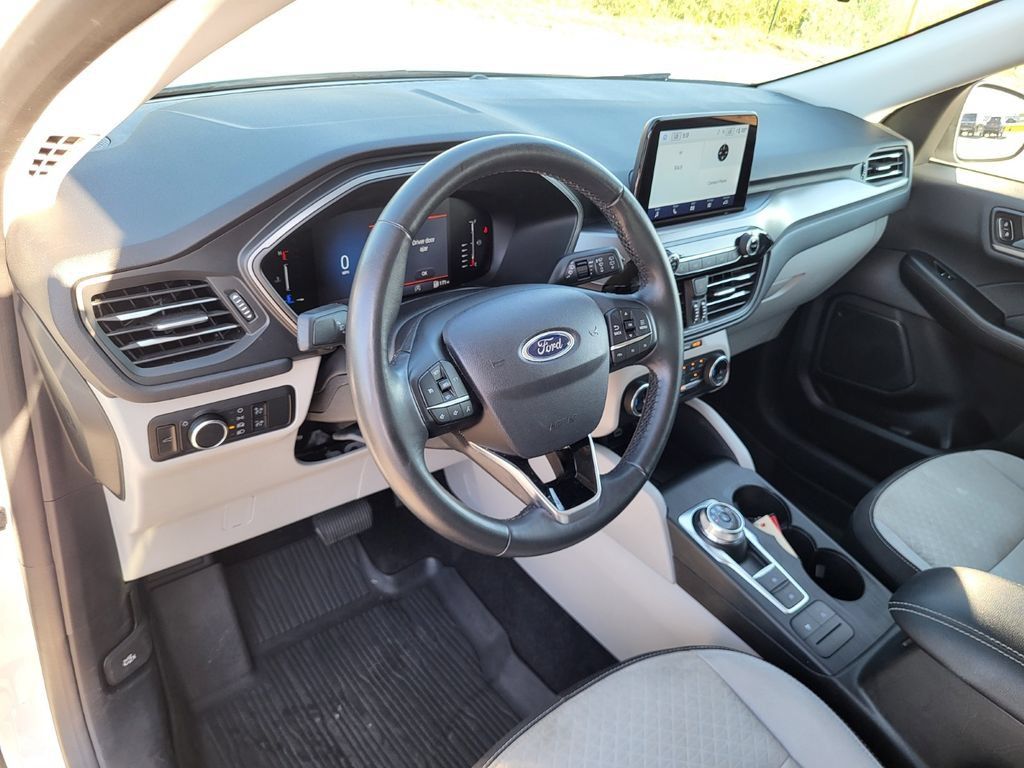 Used 2024 Ford Escape Active AWD/4WD image 10